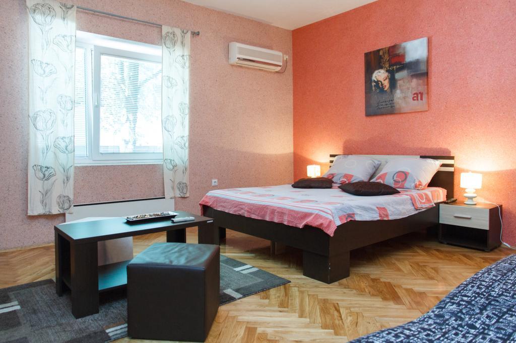 Apartment Aleksandar Belgrade Exterior photo